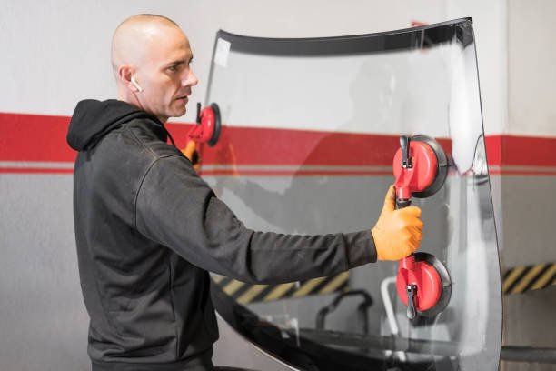Windshield Repair in South Gate, CA - Free Online Estimates Available